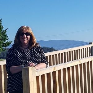 Meet your Posher, Dawn